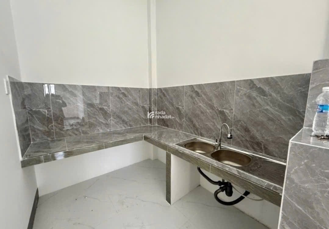 Giảm giá nhà cấp 4 mới hoàn thiện full thổ 