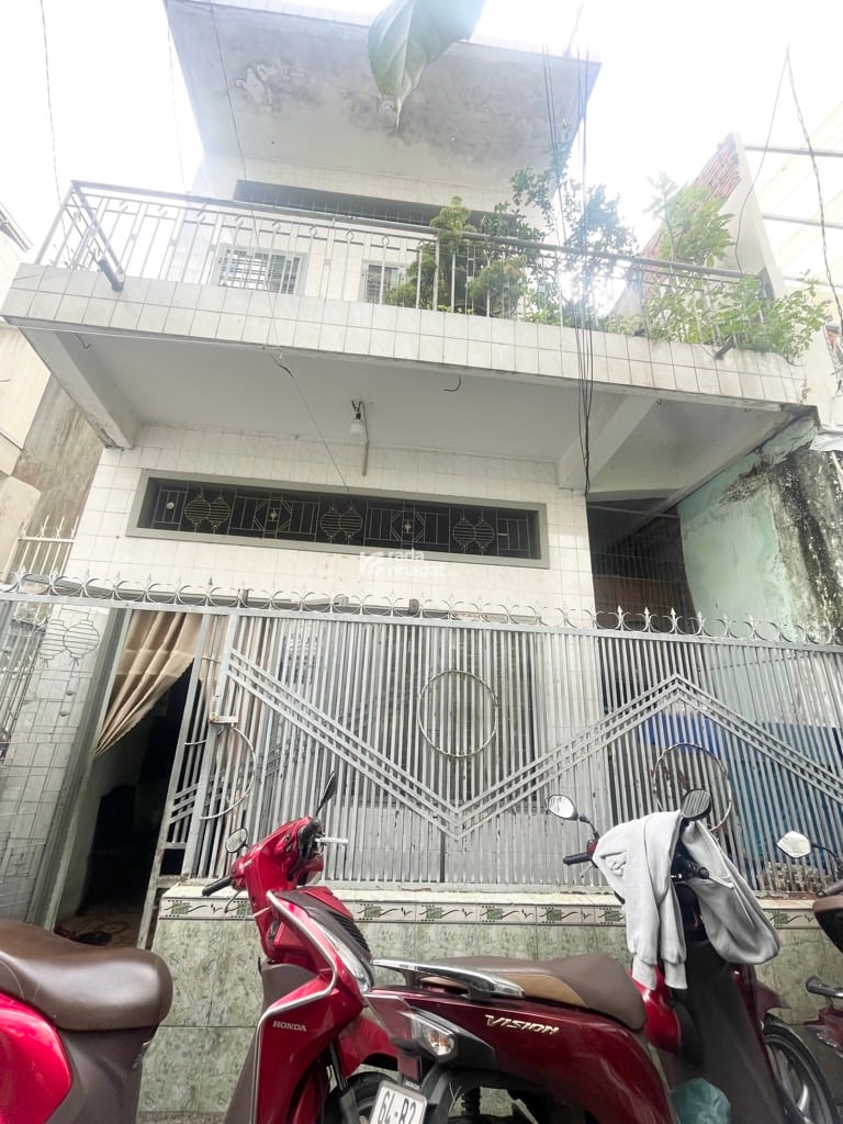 KHU BẢY HIỀN, MT NGUYỄN VĂN VỸ, TÂN BÌNH, 110M2 CÓ KC Ở NGAY. GIẢM 350TR CHỈ 9.5T TL 