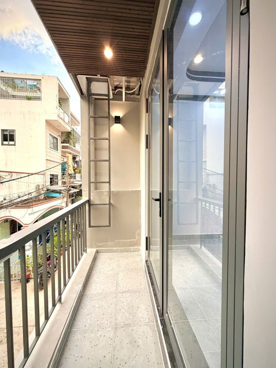 Nhà mới xây HXH Tỉnh Lộ 10, Bình Trị Đông, Bình Tân chỉ 5.35 tỷ
