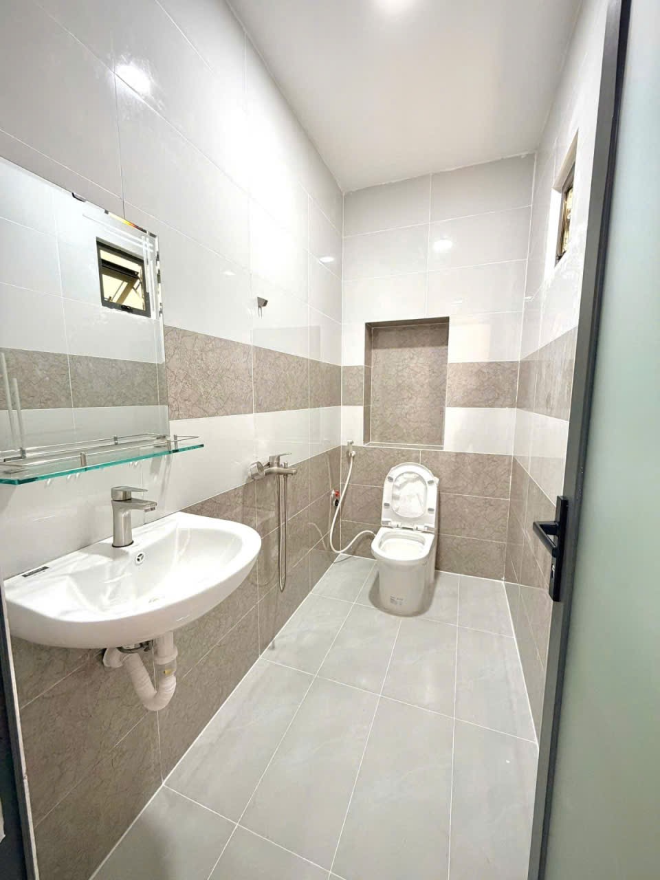 Nhà mới xây HXH Tỉnh Lộ 10, Bình Trị Đông, Bình Tân chỉ 5.35 tỷ