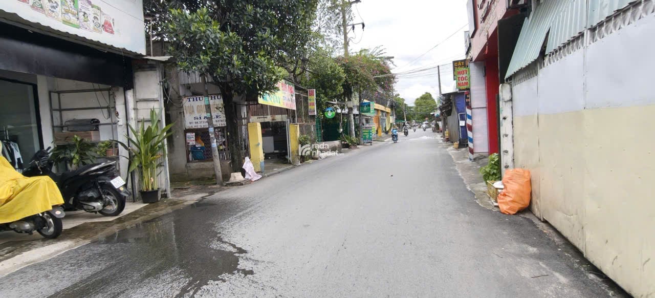 Bán Gấp Nhà Cấp 4 Mặt Tiền Đường 61, Phước Long B, Thủ Đức 100.5m2, Thu Nhập 13.5 Triệu/Tháng