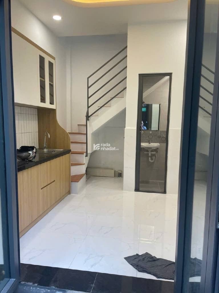 NỞ HẬU - KHÔNG LG - CHO THUÊ BÈO 10TR/TH - HẺM VIP LẠC LONG QUÂN - ĐƯỜNG 4M