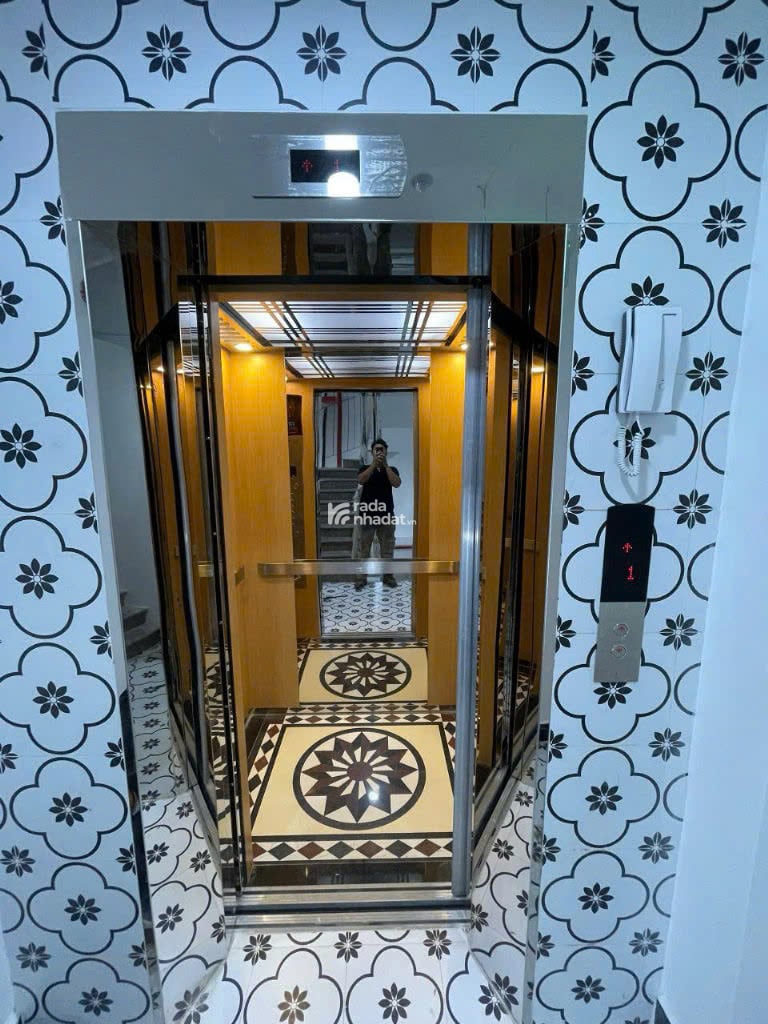 Bán nhà 92 Nguyễn Biểu, Phường 1, Quận 5 giá 60 tỷ 