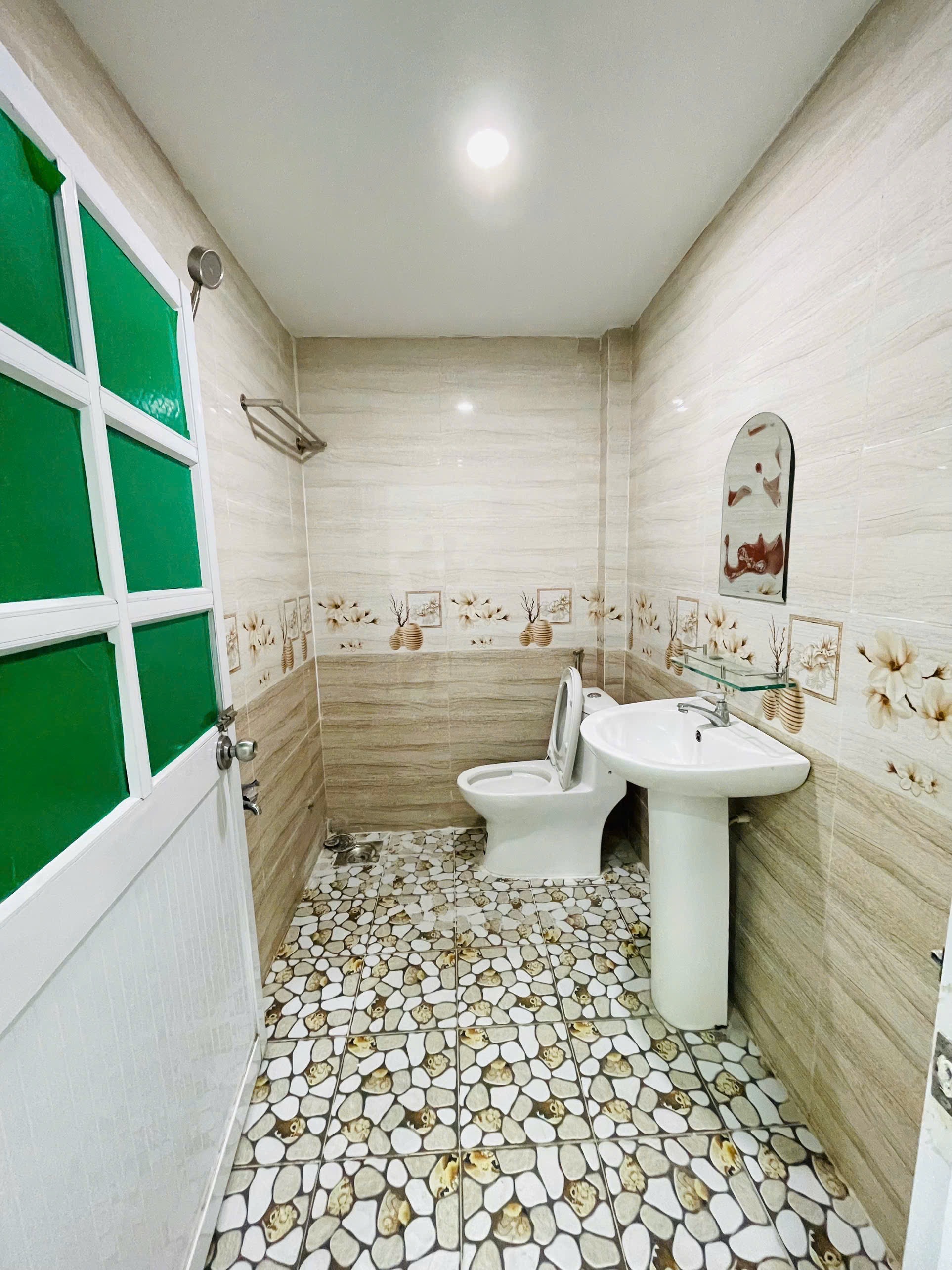 BÁN NHÀ GÓC 2 MẶT TIỀN 4X 13, TRỊNH THỊ DỐI , ĐÔNG THẠNH, HÓC MÔN , GIÁ 1.999 TỶ 