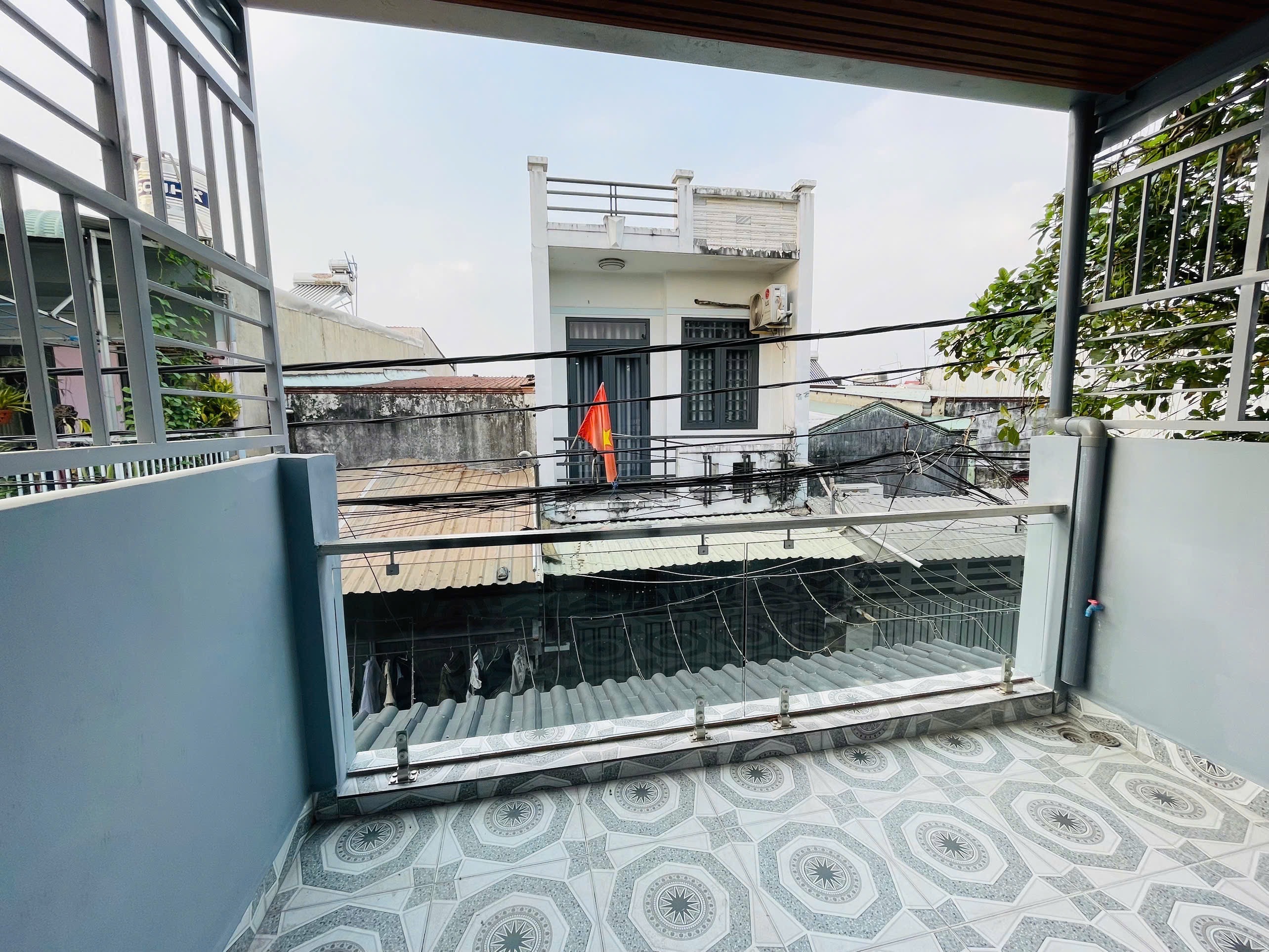 BÁN NHÀ GÓC 2 MẶT TIỀN 4X 13, TRỊNH THỊ DỐI , ĐÔNG THẠNH, HÓC MÔN , GIÁ 1.999 TỶ 