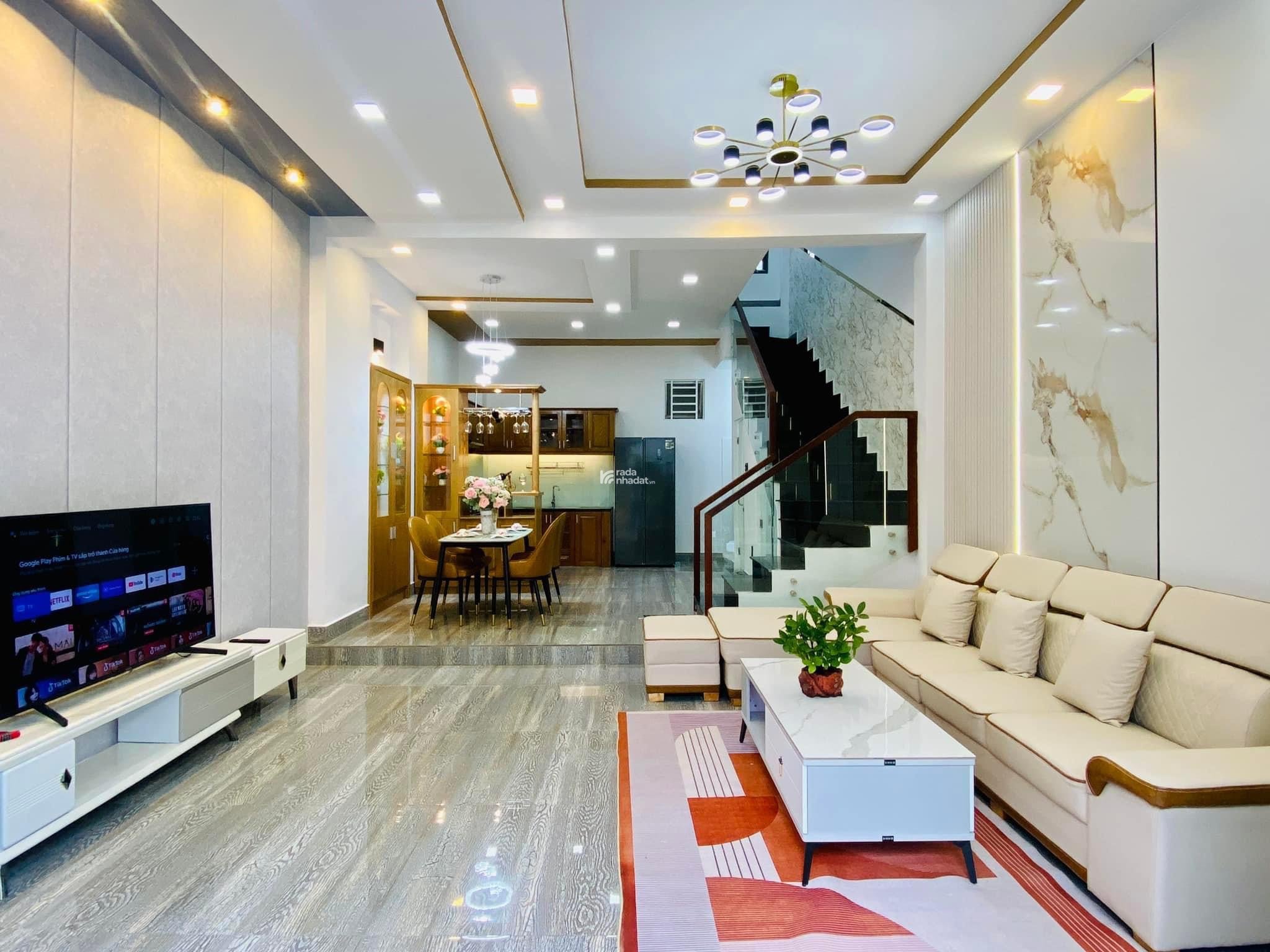 Cực hiếm! Bán nhà 65m2 xây 1 trệt 1 lầu đường Cống Lở, Tân Bình. Hẻm 4m. Gần cầu Tham Lương