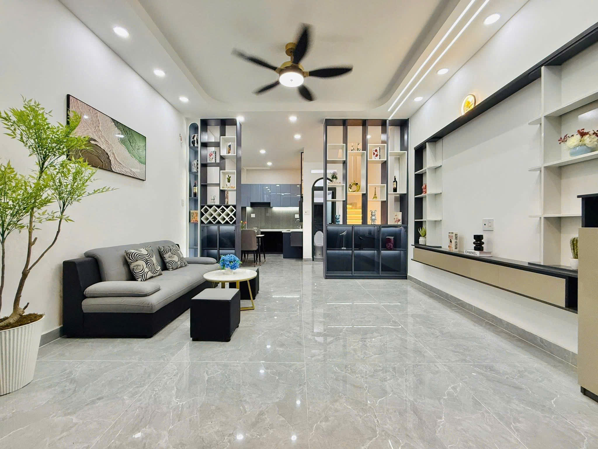 CẦN Bán Nhà ĐẸP BÙI QUANG LÀ GV, giá chỉ 3TY650 TL, Sổ Riêng, hẻm rộng
