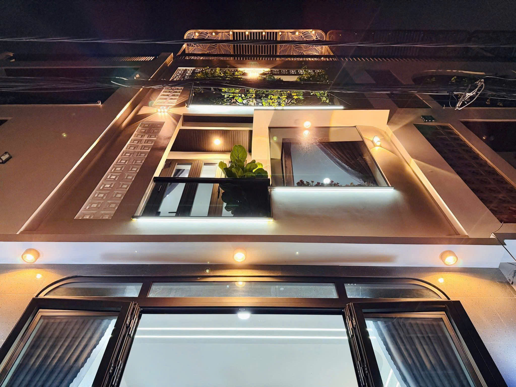 CẦN Bán Nhà ĐẸP BÙI QUANG LÀ GV, giá chỉ 3TY650 TL, Sổ Riêng, hẻm rộng
