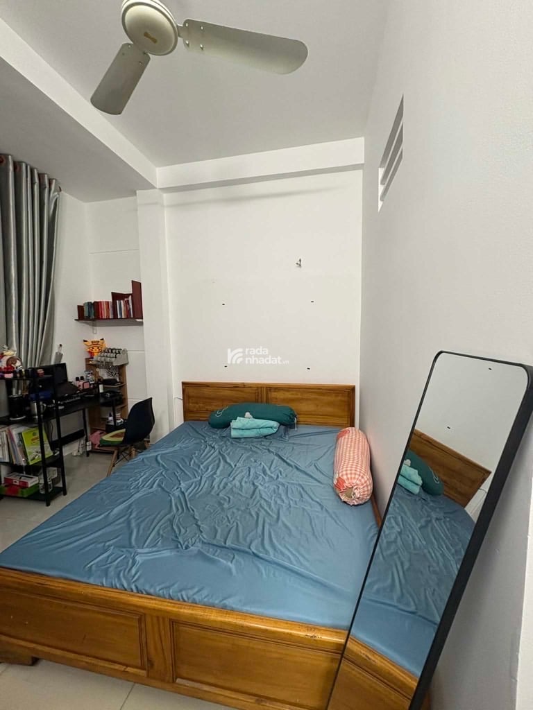 BÁN NHÀ 3 TẦNG ST, GÒ CÁT, PHÚ HỮU, 53m2, 4PN 5WC , NHỈNH 4 TỶ