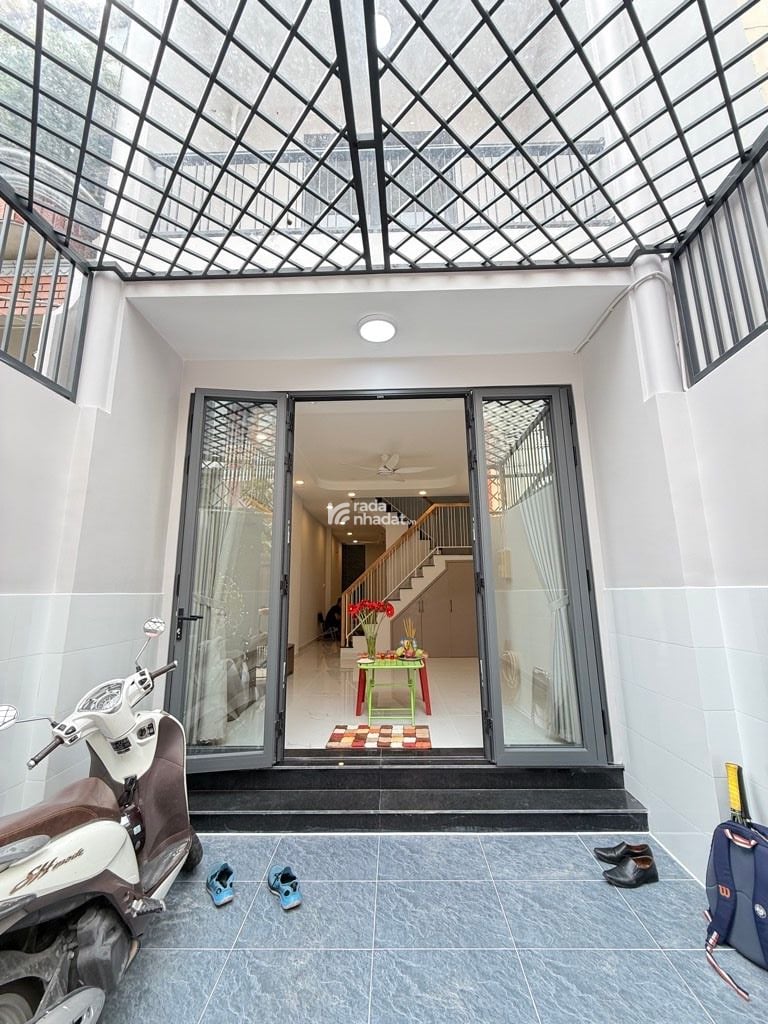 NGAY BA VÂN - HẼM NHỰA XE HƠI THÔNG - 56M2 VUÔNG A4 - NHÀ 3 TẦNG ĐẸP LUNG LINH MUA Ở NGAY - 8.9 TỶ