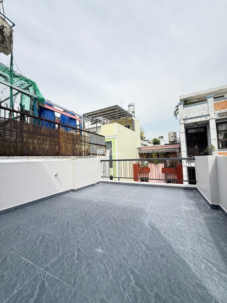 NGAY BA VÂN - HẼM NHỰA XE HƠI THÔNG - 56M2 VUÔNG A4 - NHÀ 3 TẦNG ĐẸP LUNG LINH MUA Ở NGAY - 8.9 TỶ