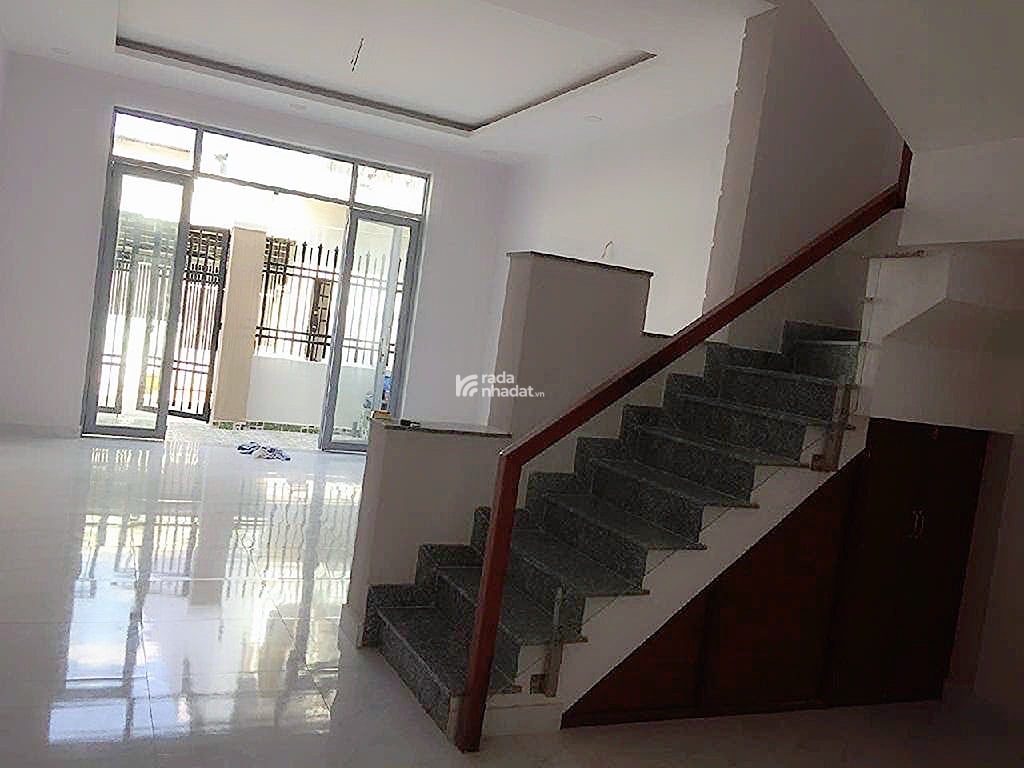 Bán nhà dát AEON tân phú bình hưng hoà