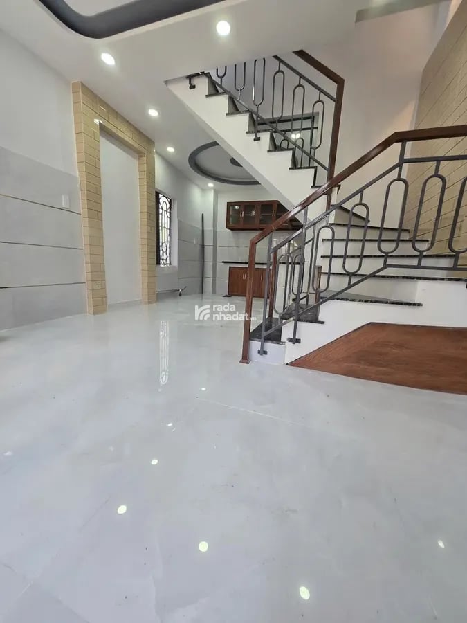 NHÀ NHỎ ĐEP HƯƠNG LỘ HAI ,P BÌNH TRI ĐÔNG , BÌNH TÂN , 28M2 , 2TỶ8 VÀO Ở NGAY