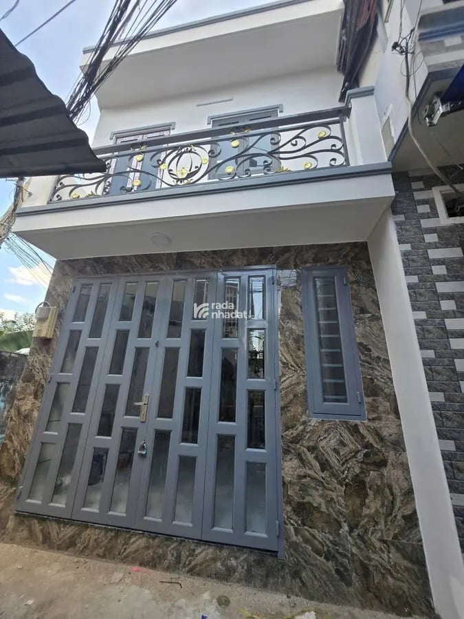 NHÀ NHỎ ĐEP HƯƠNG LỘ HAI ,P BÌNH TRI ĐÔNG , BÌNH TÂN , 28M2 , 2TỶ8 VÀO Ở NGAY