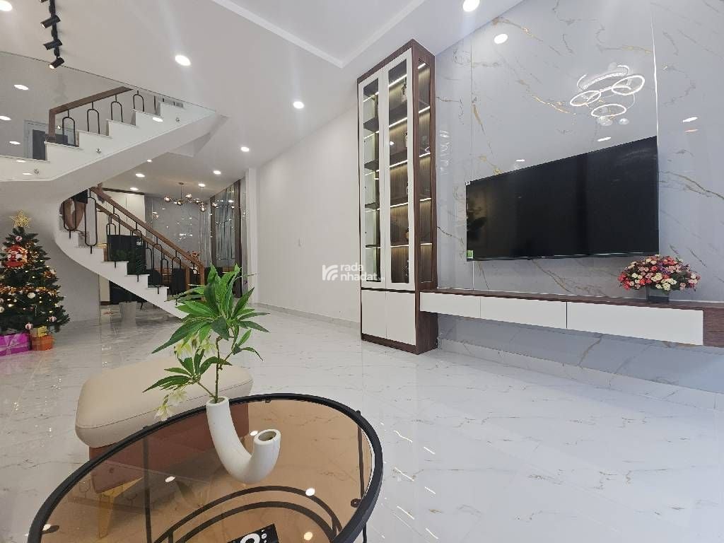 Hẻm nhựa xe tải 7m THÔNG Tô Hiệu và Luỹ Bán Bích – 54m2 – 3 tầng – Full nội thất mới 100%