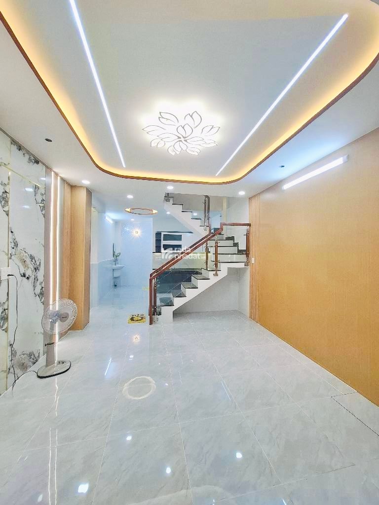  SIÊU PHẨM 2 TẦNG – SÁT MẶT TIỀN – XE HƠI TRÁNH  NGAY TRUNG TÂM BÌNH TÂN - CHỈ HƠN 4 ĐỒNG