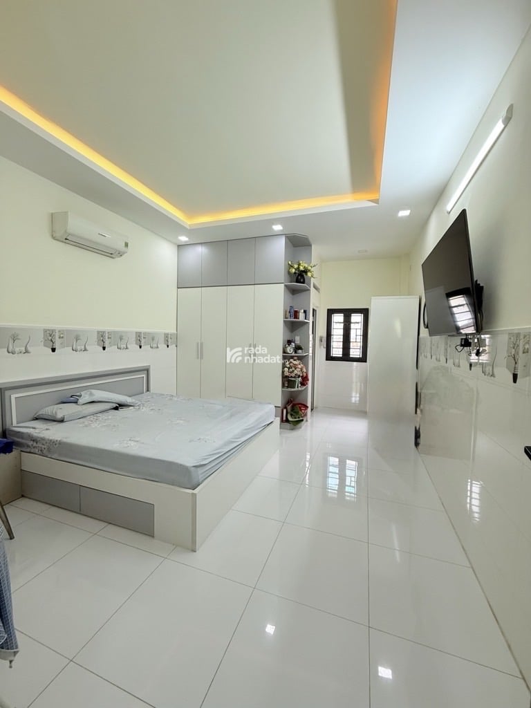 Bán nhà 2 mặt tiền đường song hành nguyễn văn quá