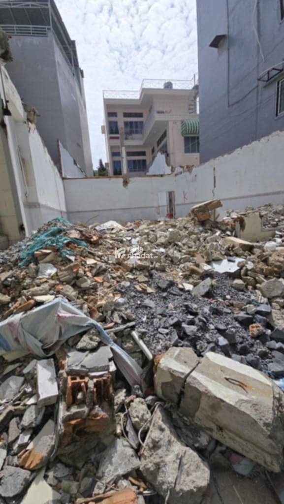 102m2 - 8.7 tỷ, Hiếm có, bán đất trống Lê Quang Định, phường 14 Bình Thạnh