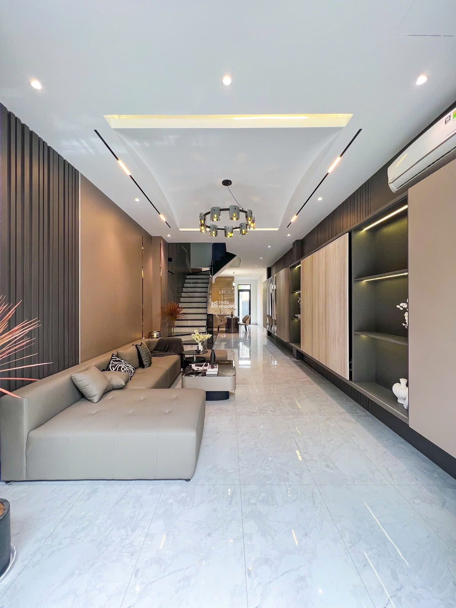 Bán Nhà Đẹp Tương Bình Hiệp - Ngay Trung Tâm - Sổ Hồng Riêng - An Ninh