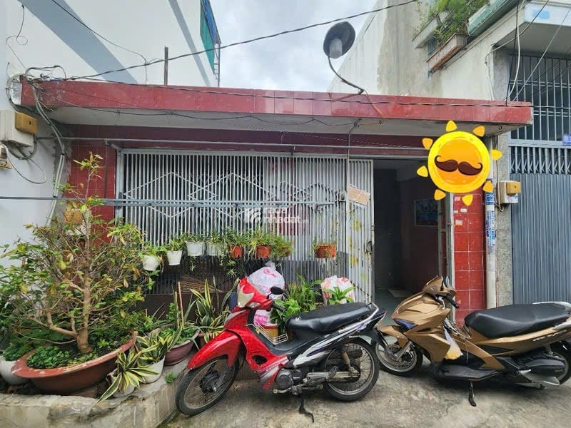 Bán nhà Quận 7 cạnh Him Lam 75m2 thổ cư ngang 5.4m dài 14m có 3 phòng chỉ 5 tỷ