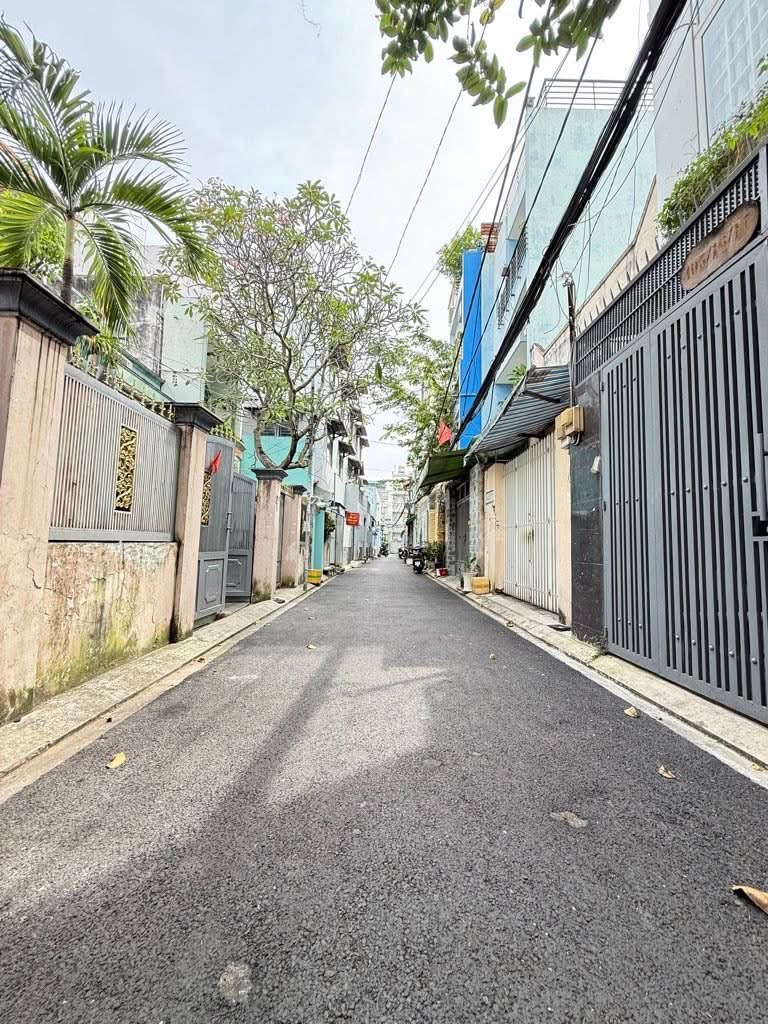 Ngay khu Bàu Cát, HXH thông đường Trường Chinh, Tân Bình, 56m2 giá chỉ 4 tỷ 150 TL