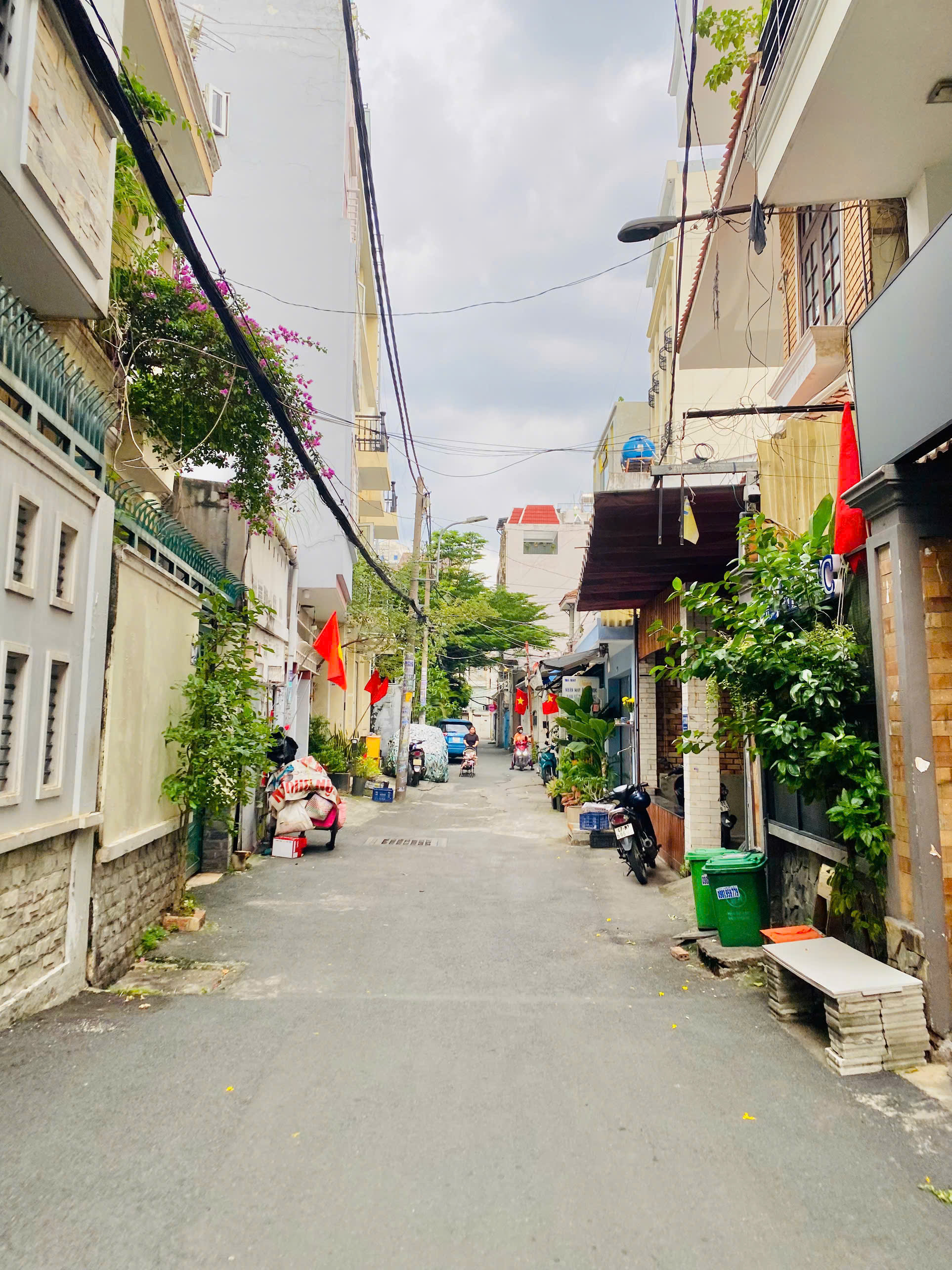 24/7: HOT BÁN HXH NGUYỄN VĂN THƯƠNG,P25, BÌNH THẠNH (DT 144,5m2 - 8,5m  17m ) 