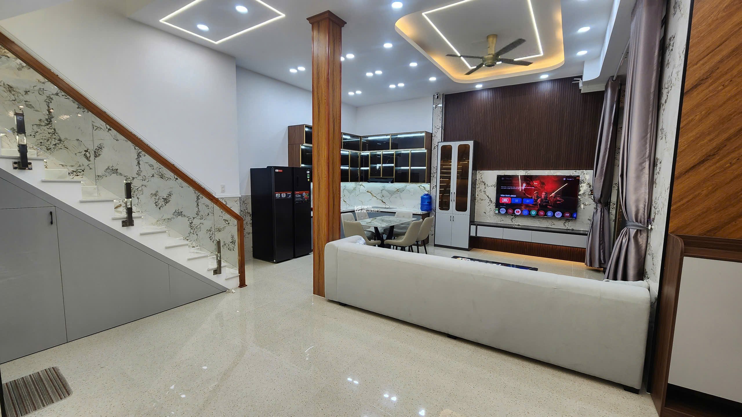 NHÀ PHỐ DIỆN TÍCH VILLA KDC CÔNG VIÊN 20M TÔ NGỌC VÂN - Q.12