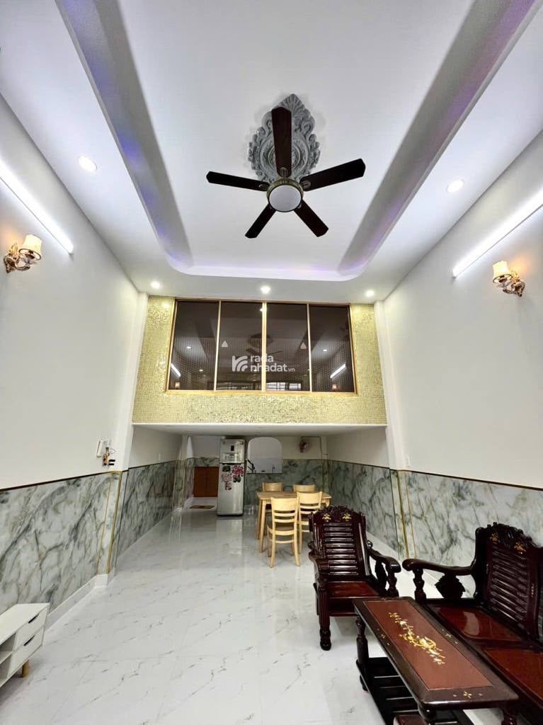 Nhà mới 3 tầng, HXH 8m đường Tây Lân, 3 phòng ngủ 2 Wc Nội thất cao cấp xịn xò - 4.5 tỉ TL 