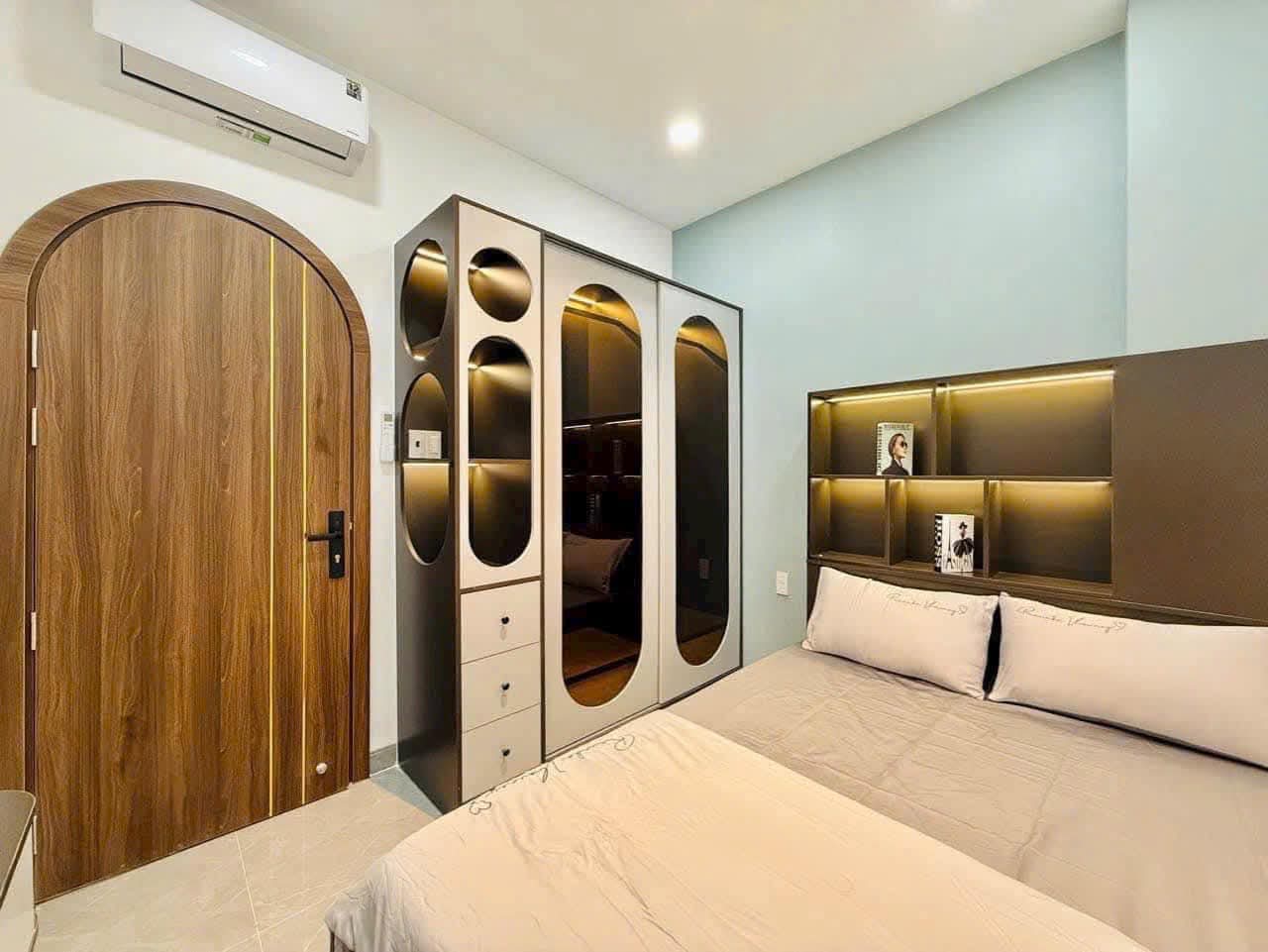 Chính chủ bán 5 tỷ490 nhà 58m2 đường Nguyễn Xí, P11, Bình Thạnh. Ra Phạm Văn Đồng chỉ 4phút, sổ sẵn