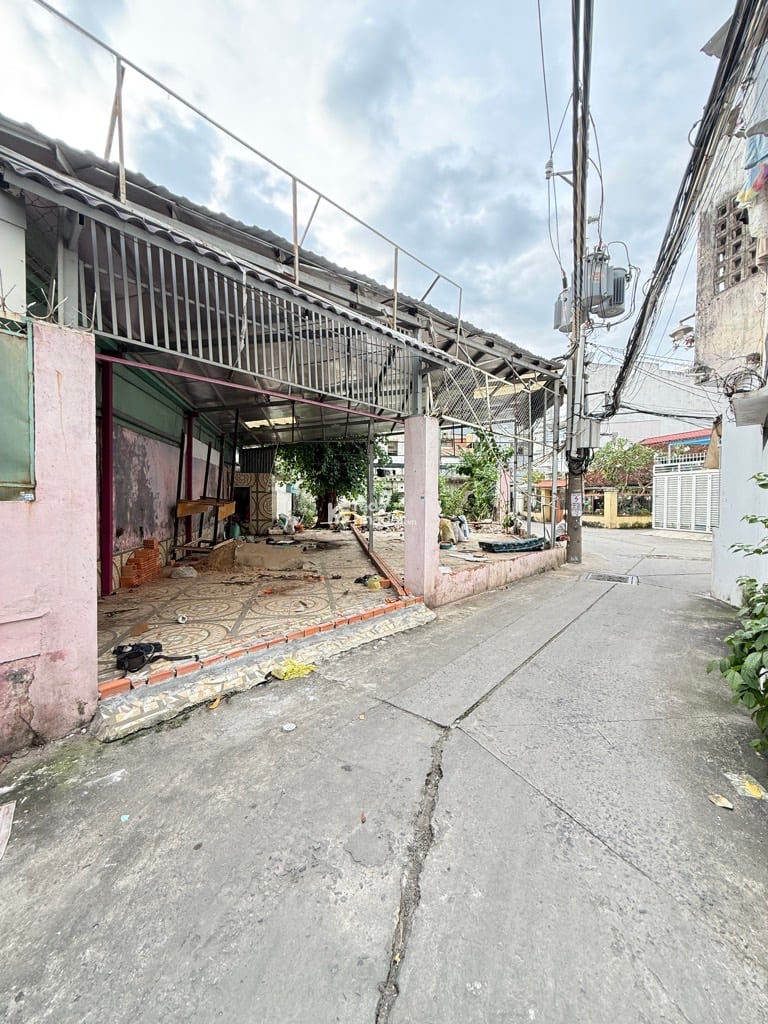 ĐÓN ĐẦU TUYẾN METRO, HXH GÒ CẨM ĐỆM, TÂN BÌNH, 76M2 TIỆN XÂY. GIẢM 350TR CHỈ 6.8T