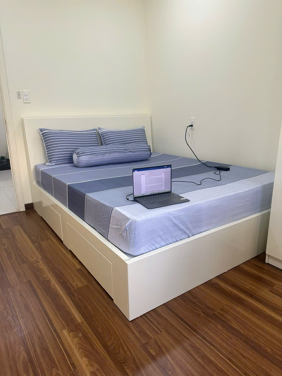 Bán gấp căn hộ Duplex Hưng Vượng 3, PMH,Q7, nhà đẹp, giá tốt