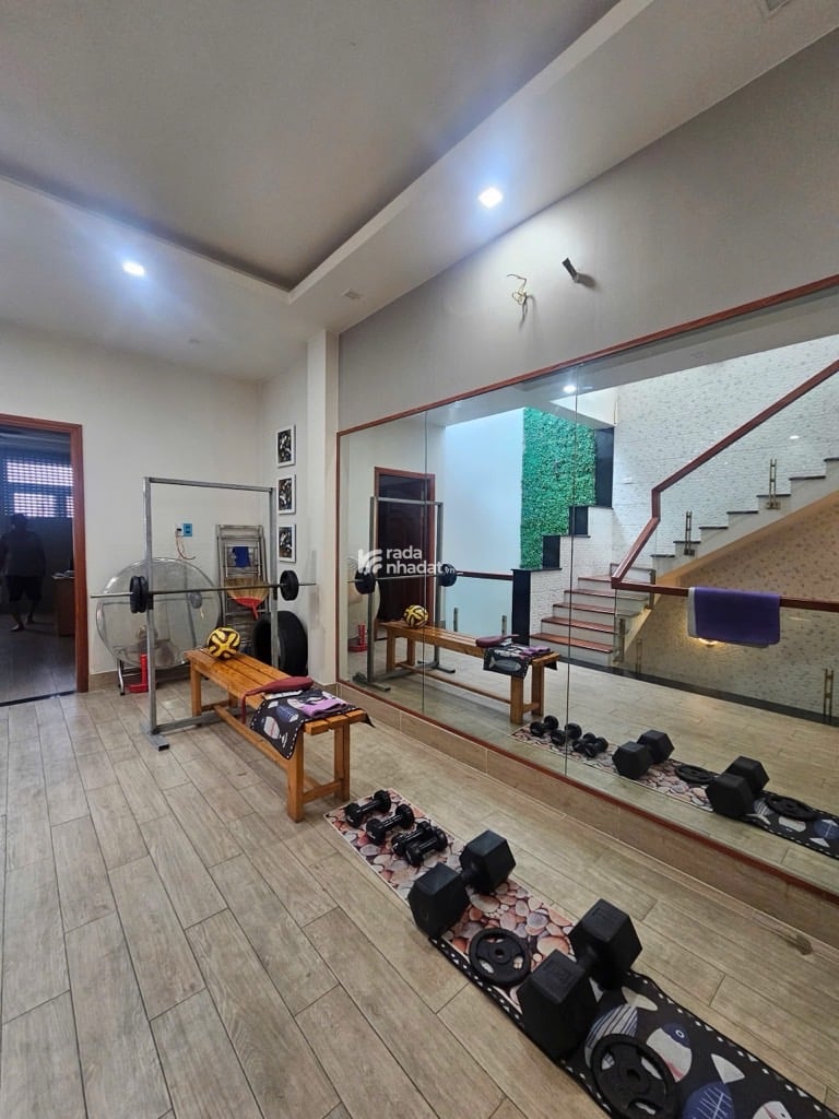 BÁN NHÀ MẶT TIỀN KHU TÊN LỬA 100M2 11.9 TỶ 4 TẦNG VIEW CÔNG VIÊN 