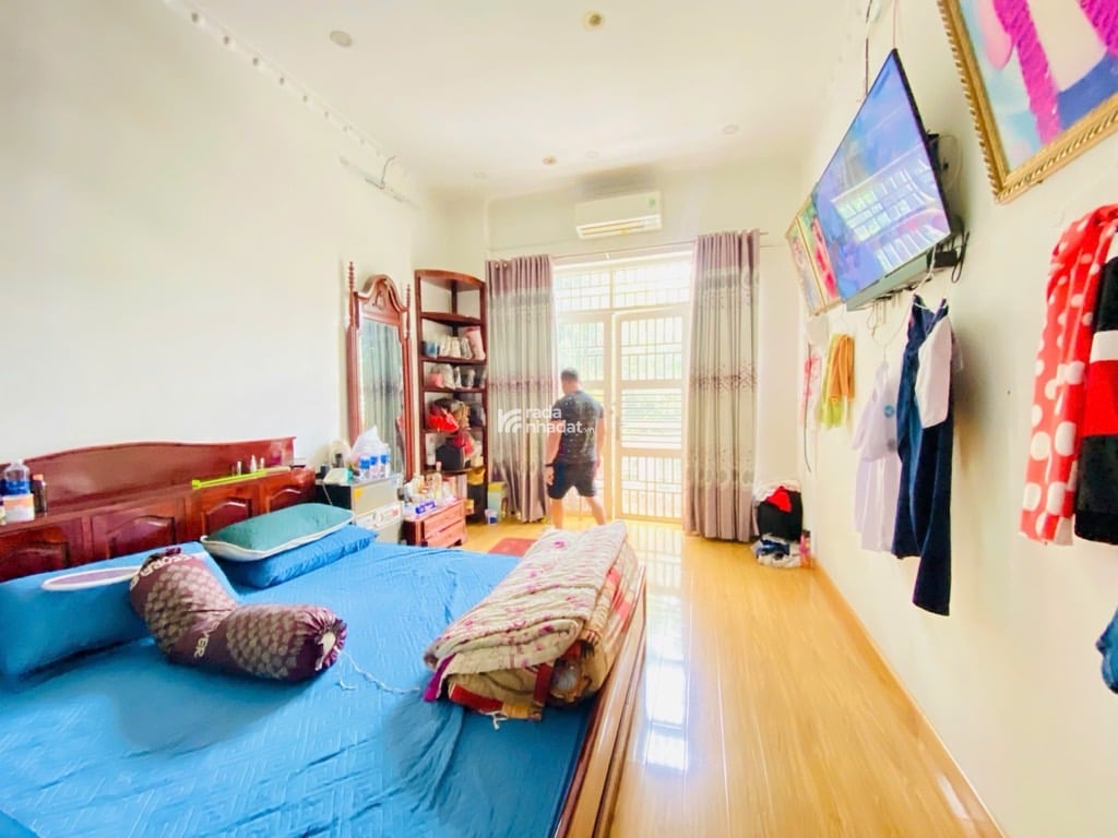 NGAY AEON MALL, MTKD LÊ ĐÌNH THÁM, TÂN PHÚ, 71M2 NGANG HIẾM CÓ. GIẢM 550TR CHỈ 12T TL TỐT