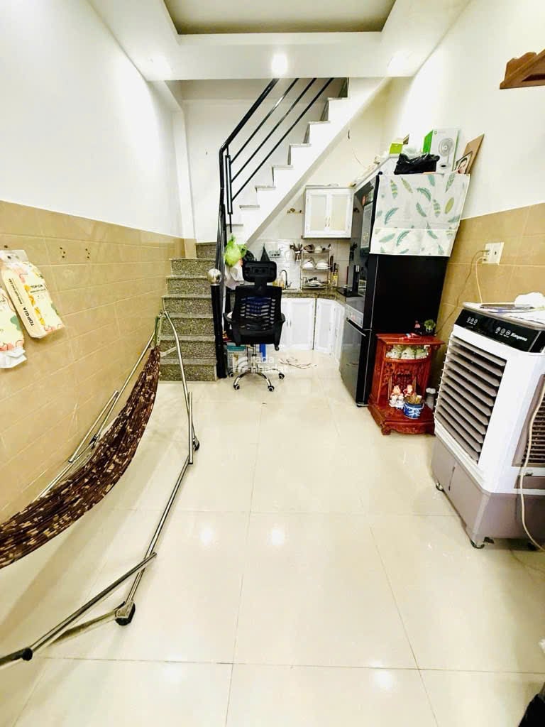 Nhỉnh 6T -76Mv - nhà phố 2 mặt tiền - hẻm 5M  - cạnh Riveria Point - thu  nhập gần  200tr / năm