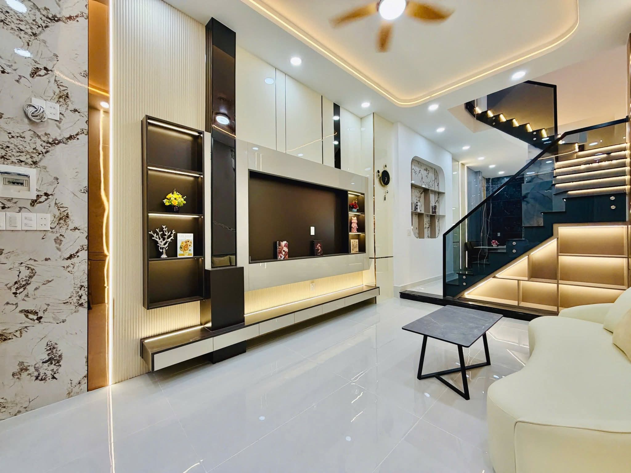 Siêu phẩm nhà 57m2 đường Trần Khắc Chân, P15, Phú Nhuận. Hẻm oto 5m, sổ riêng