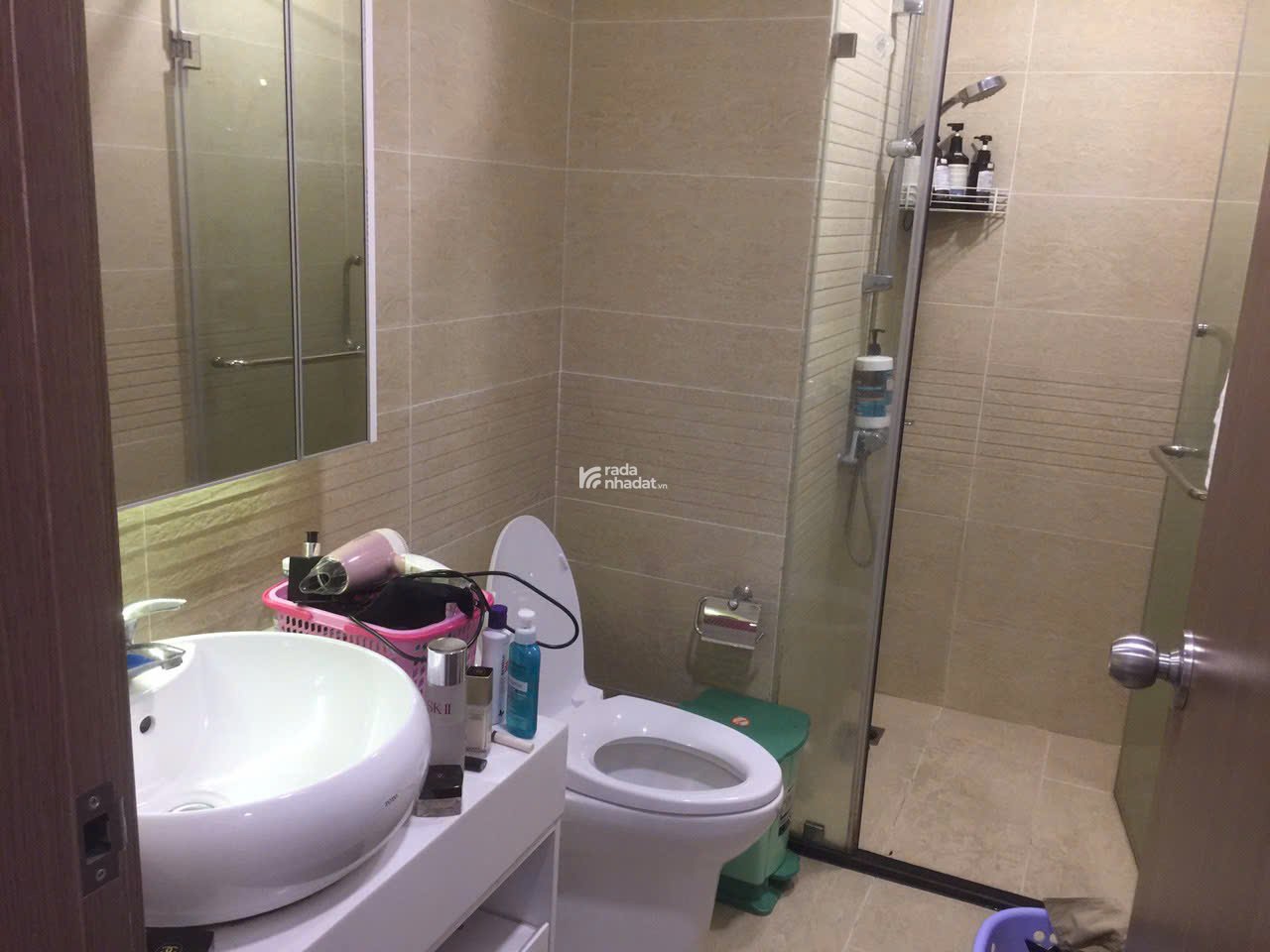 Cho thuê căn CC tòa Park 1, 2PN và 2VS, Tầng thấp, Diện tích đẹp 80.3m2, Vinhomes Central Park.