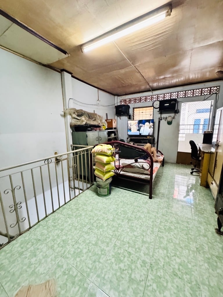 HẺM XE HƠI SÁT NHÀ. ĐINH TIÊN HOÀNG, BÌNH THẠNH, 48M2 TIỆN XÂY MỚI, GIẢM 550TR CHỈ 5.8T TL 