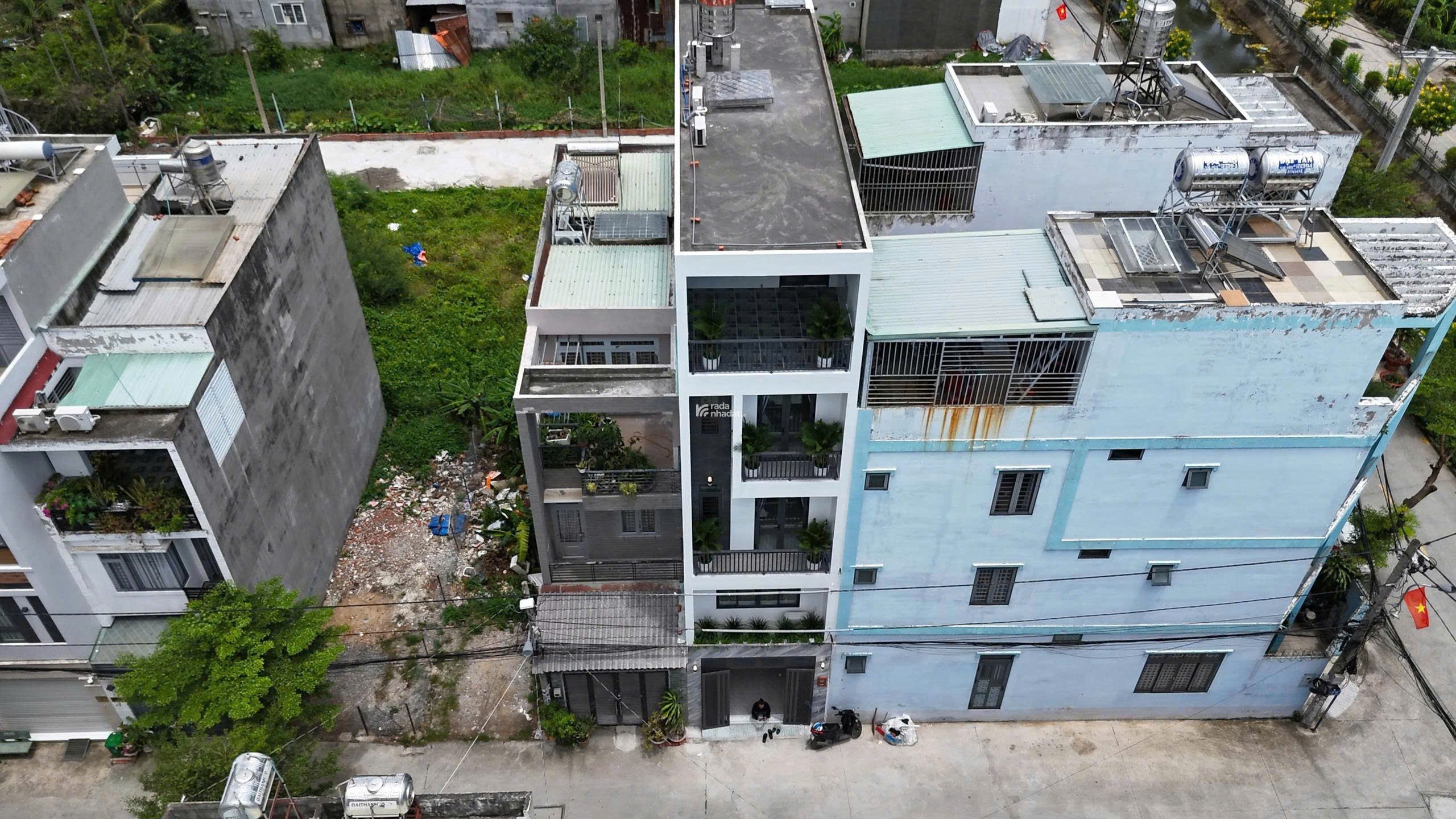 NHÀ ĐẸP FULL NỘI THẤT - HẺM 1/ TL37, QUẬN 12 - LIỀN KỀ CÔNG VIÊN - KDC THÔNG THOÁNG 