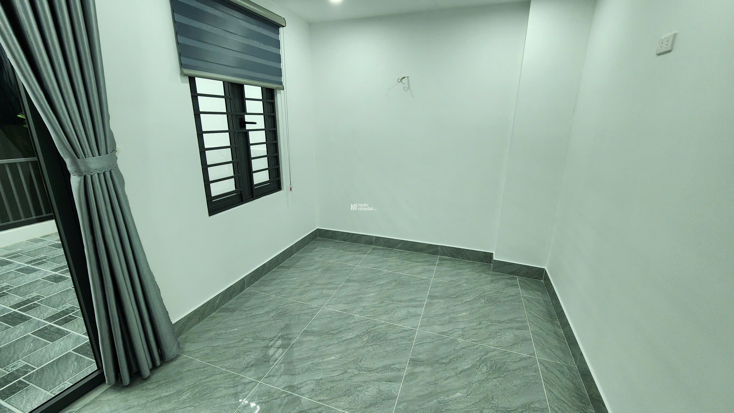 NHÀ ĐẸP FULL NỘI THẤT - HẺM 1/ TL37, QUẬN 12 - LIỀN KỀ CÔNG VIÊN - KDC THÔNG THOÁNG 