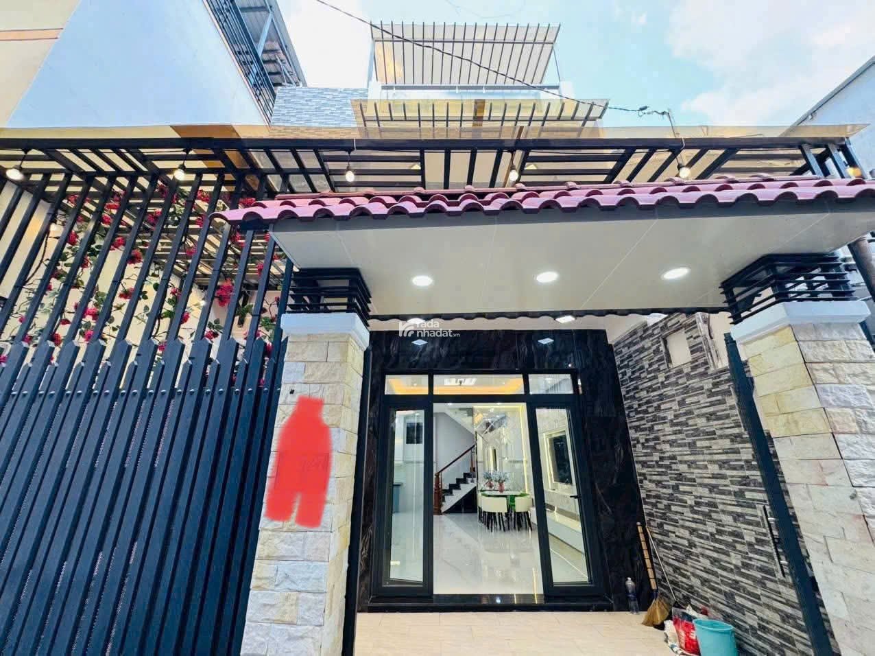 Nhà đẹp gần DH Marketing -thông số đẹp 5,7*12 - 4 lầu BTCT - khu dân trí có bãi ôtô - chỉ nhỉnh 6T