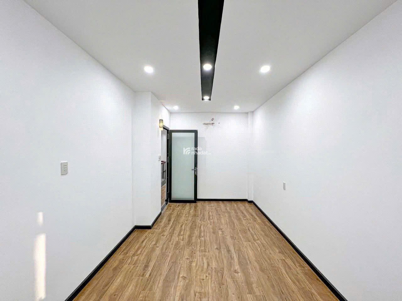 BÁN NHÀ GẦN CHỢ 3 TẦNG ĐƯỜNG PHÙNG VĂN CUNG PHÚ NHUẬN 4 TỶ 150TR 60.5M2 SHR