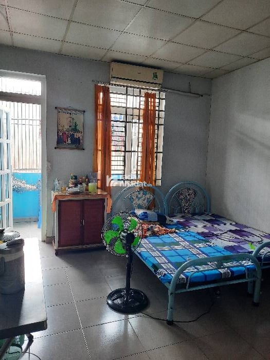 Bán nhà mặt tiền chợ Hiệp Tân-cạnh chung cư Richstar-ngang 4m-4PN-sổ vuông- 9 tỷ hơn