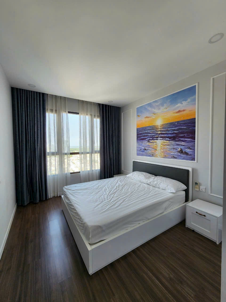 CHO THUÊ CĂN HỘ THE VIEW -  RIVIERA POINT 3PN - NHÀ ĐẸP - GIÁ TỐT