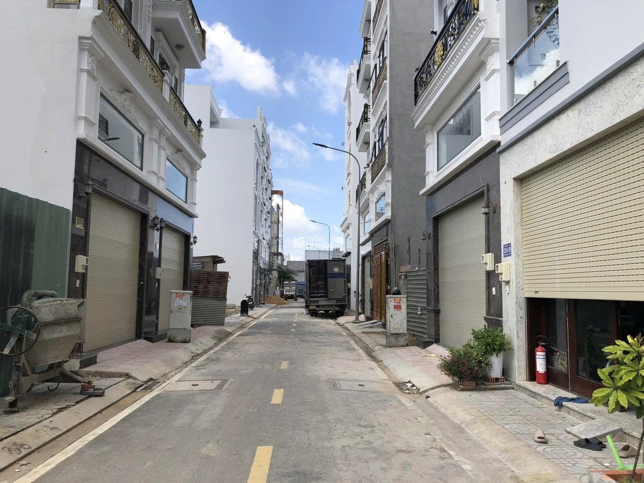 Cần bán nền đẹp Tây Lân, sổ hồng riêng, gần Quốc lộ 1A, dân đông