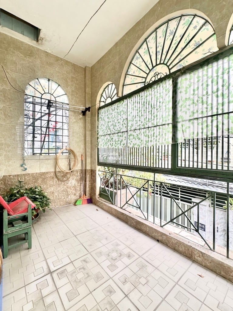 Bán nhà HXH Thích Quảng Đức, 66m2, 3PN, hơn 8 tỷ, ở ngay!