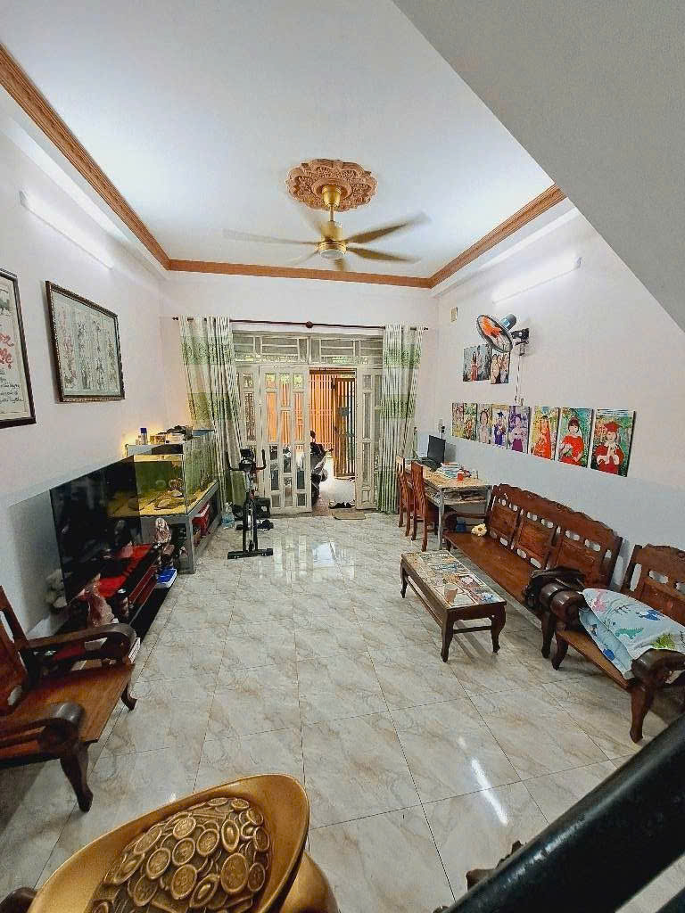 NHÀ 2 TẦNG NGANG 4.5M, HXH TRÁNH, TRUNG TÂM LONG TRƯỜNG, 4.2 TỶ TL