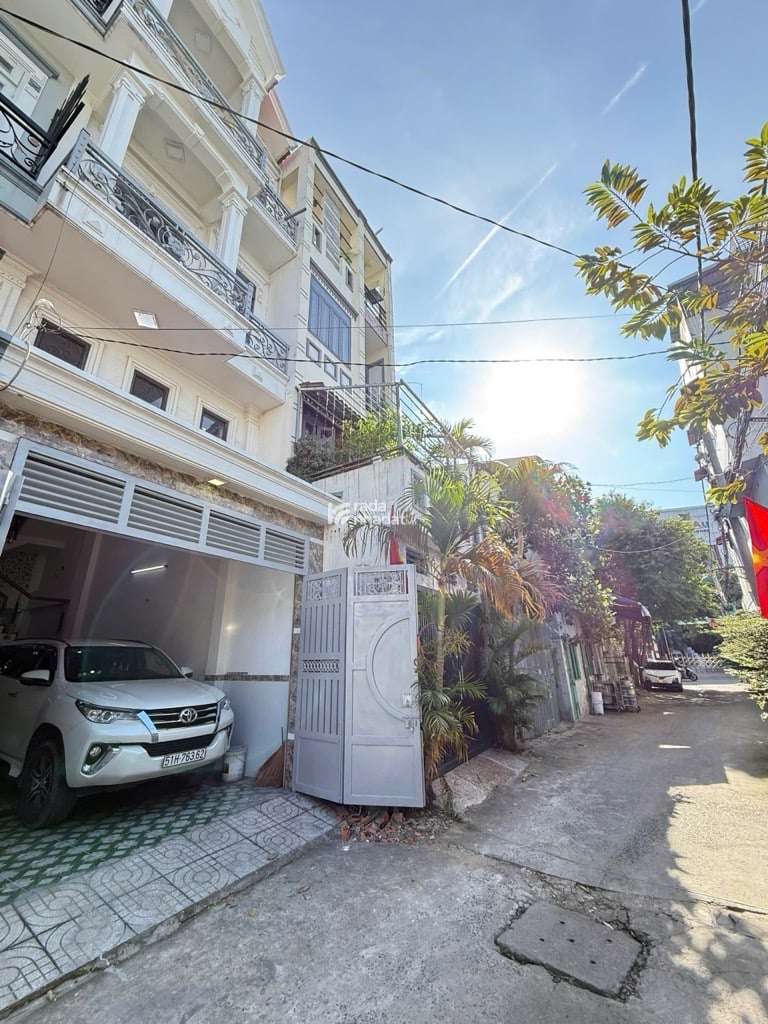 NHÀ ĐẸP LÂM THỊ HỐ GẦN NGUYỄN ẢNH THỦ - DIỆN TÍCH 68m2- HẺM 5M - 3 TẦNG - P.TÂN CHÁNH HIỆP CHỈ 5.9T