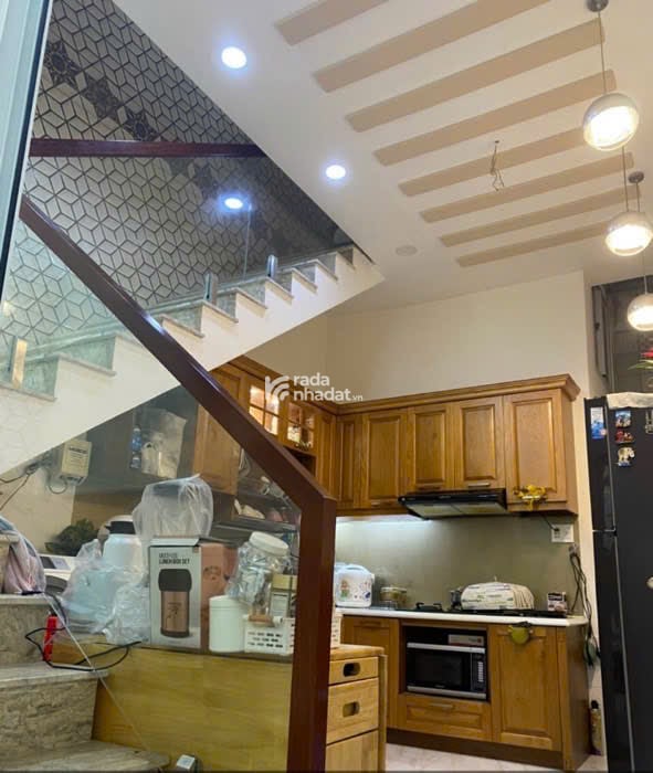 Mặt tiền Trần Xuân Soạn -51MV -3 lầu BTCT- 2PN 2WC - nhỉnh 8T TL