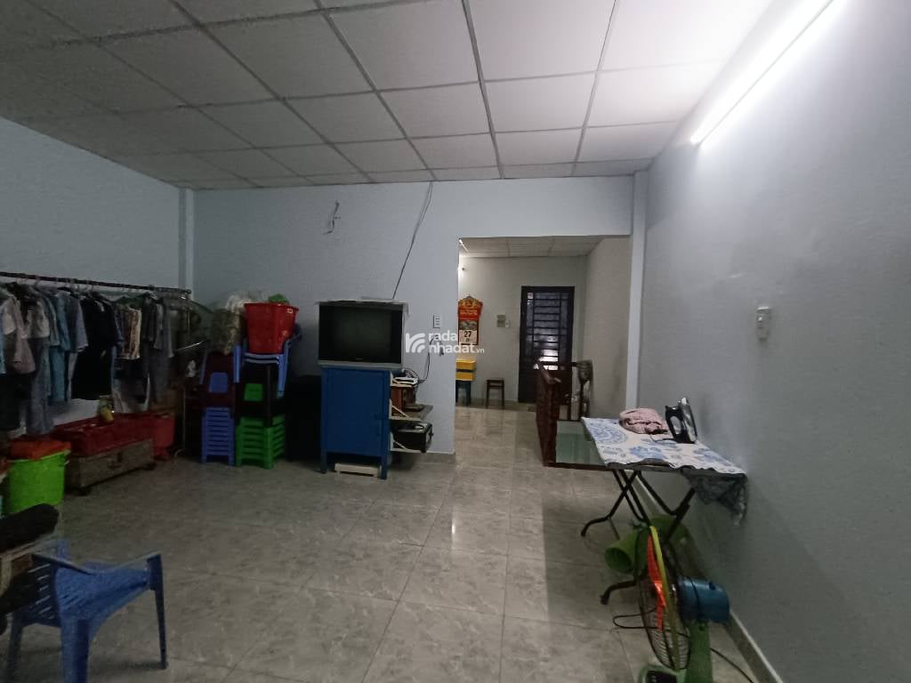 SÁT HẺM XE HƠI HUỲNH VĂN CHÍNH, TÂN PHÚ, 55M2 NGANG HIẾM CÓ. GIẢM 550TR CHỈ 4.5T TL TỐT