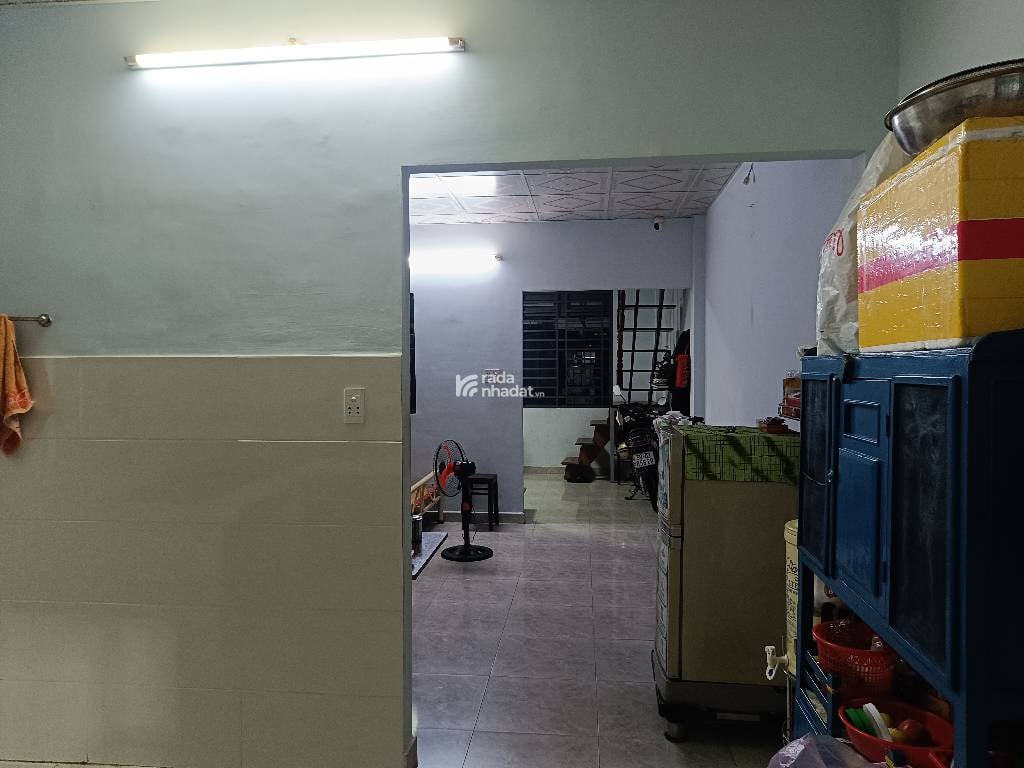 SÁT HẺM XE HƠI HUỲNH VĂN CHÍNH, TÂN PHÚ, 55M2 NGANG HIẾM CÓ. GIẢM 550TR CHỈ 4.5T TL TỐT